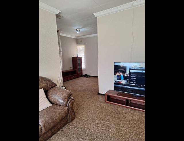 3 BEDROOM HOUSE FOR SALE IN KIBLER PARK
